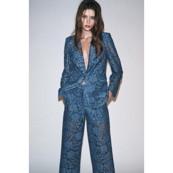 ZARA LACE BLAZER - Picture 1 of 7